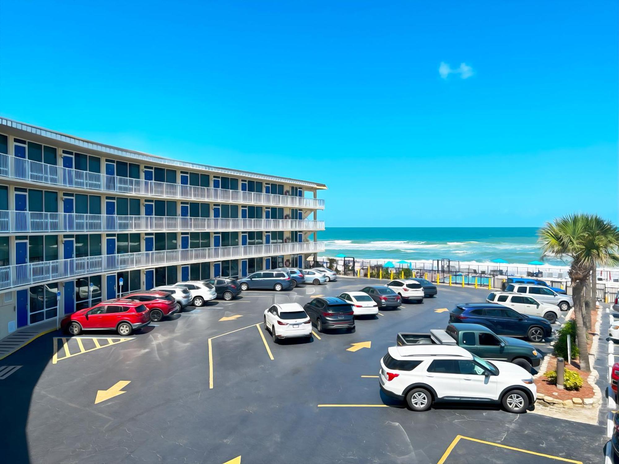 Outrigger Beach Club Resort Ормонд Бич Экстерьер фото